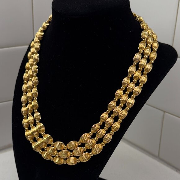 3 Strand Gold Tone Metallic Necklace - Picture 4 of 5